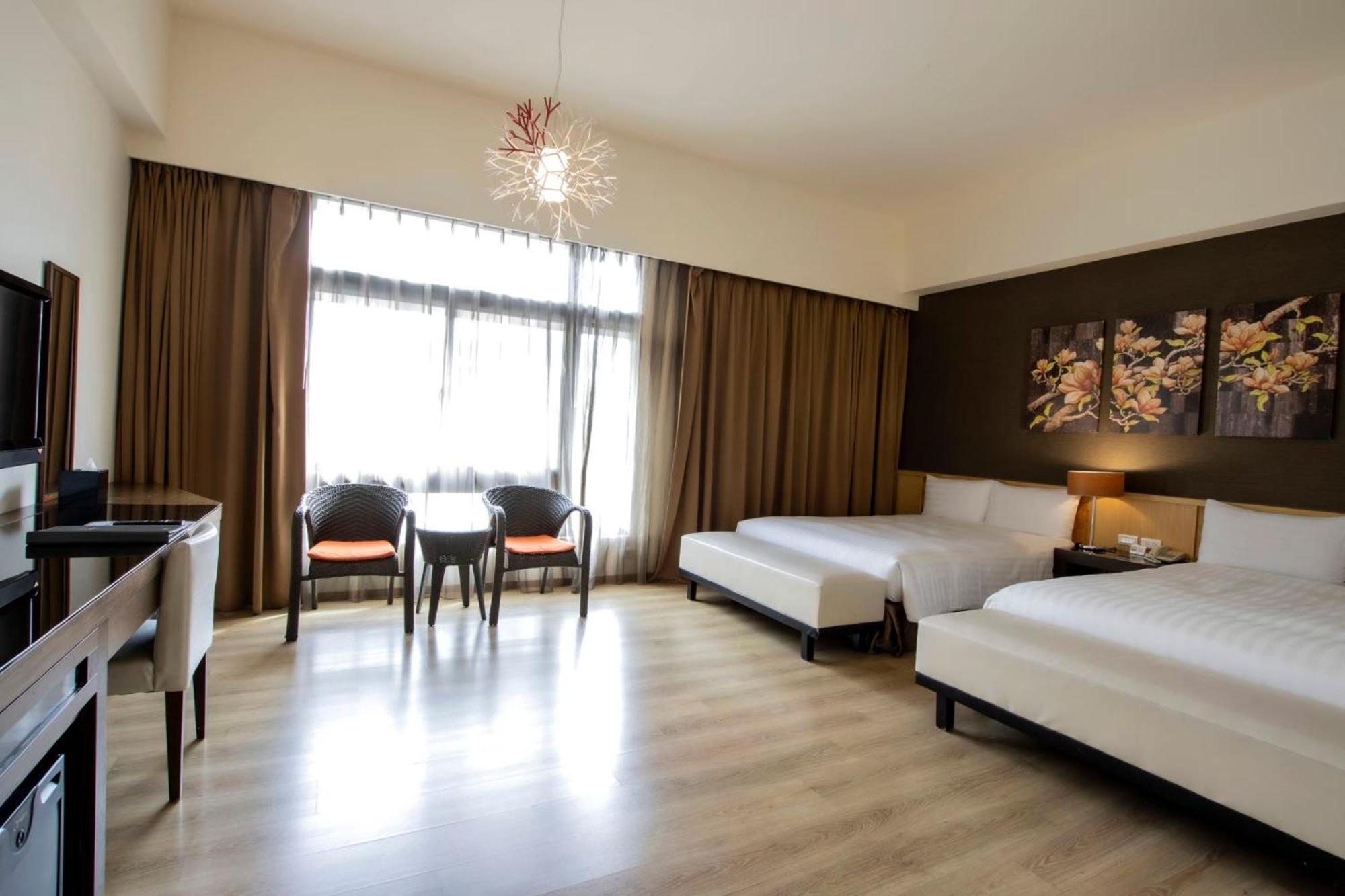 Lealea Garden Hotels - Moon Lake Yuchi Exterior photo
